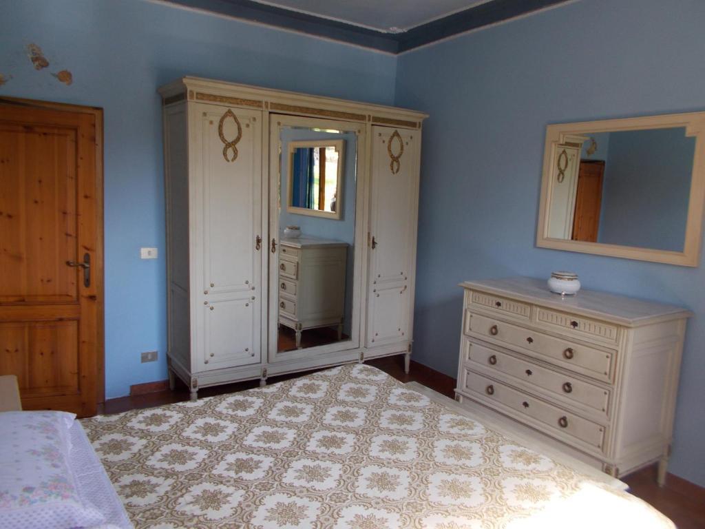 Aparthotel La Francigena à Staggia Chambre photo