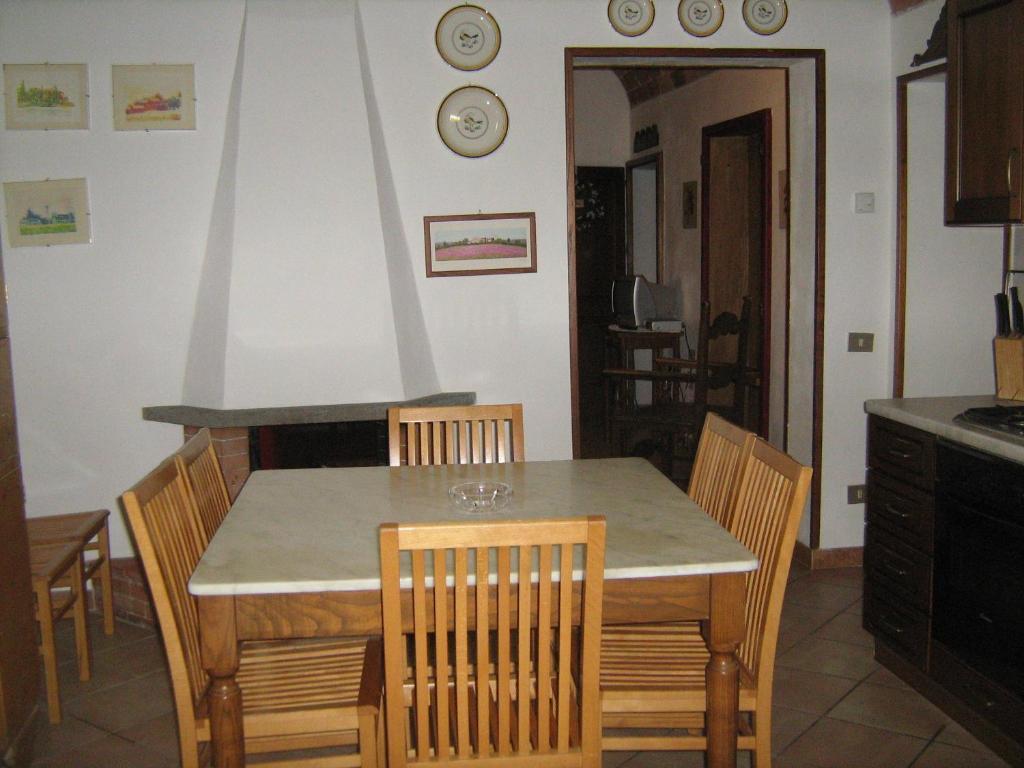 Aparthotel La Francigena à Staggia Chambre photo